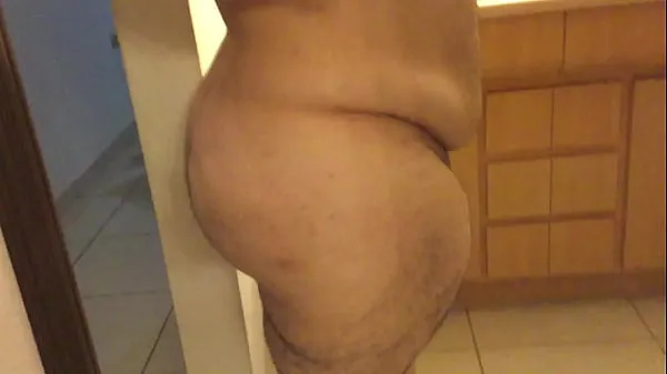 شاهد A Brief Sideway view on my Big Ass and Legs أفلام القوة