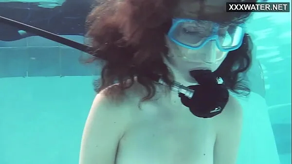 شاهد French girl Emi Serene swimming nude أفلام القوة