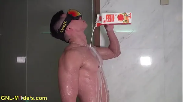 شاهد During his shower, this Asian ripped muscular model gets messy أفلام القوة